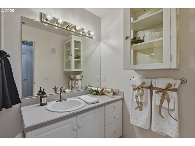 13210 Se 7TH St D20, Vancouver, WA 98683