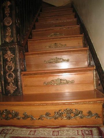 132-06 Metropolitan Avenue, Richmond Hill, NY 11418