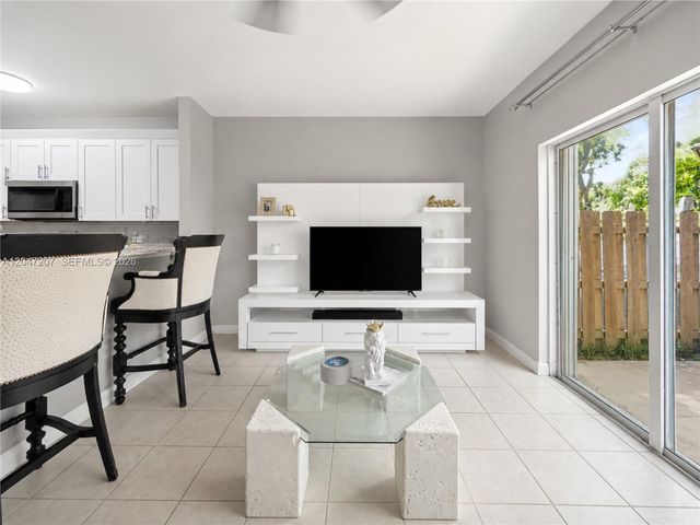 1555 NE 33rd Road 1122, Homestead, FL 33033