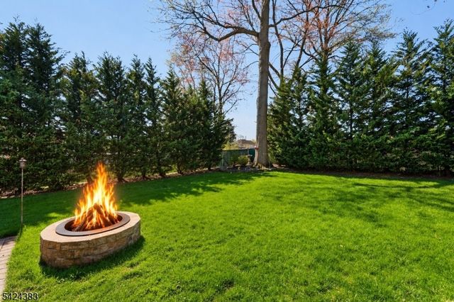 68 DORIS WAY, Clark Twp., NJ 07066