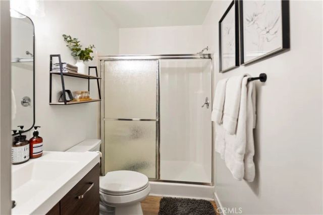 26561 Thunderbird, Lake Arrowhead, CA 92352