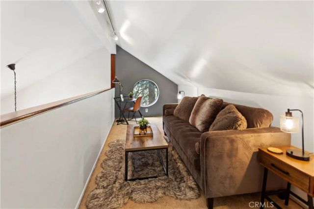 26561 Thunderbird, Lake Arrowhead, CA 92352