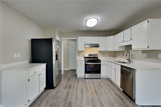 1021 Orchard Mill Lane, Lawrenceville, GA 30043