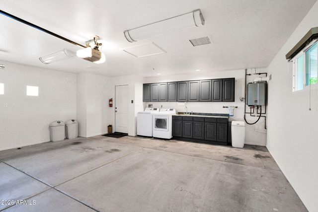 6745 N 12TH Way, Phoenix, AZ 85014