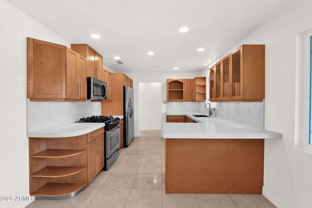 6745 N 12TH Way, Phoenix, AZ 85014