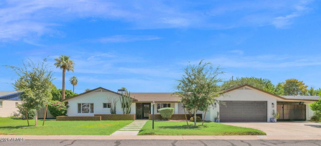6745 N 12TH Way, Phoenix, AZ 85014 — exterior