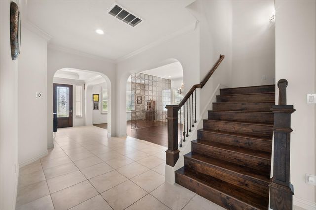 2422 Camden Creek Lane, Houston, TX 77077