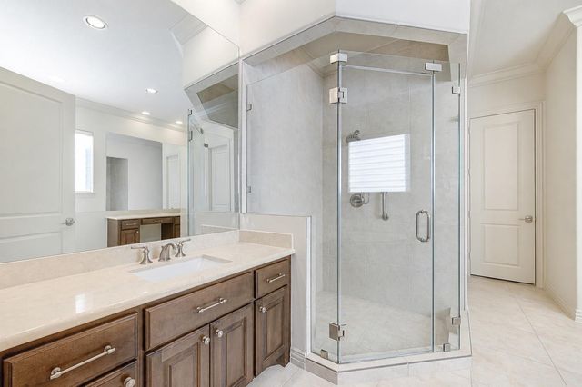 2422 Camden Creek Lane, Houston, TX 77077