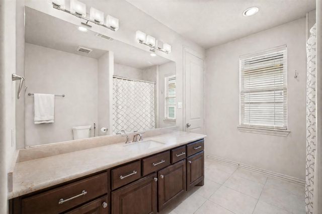 2422 Camden Creek Lane, Houston, TX 77077