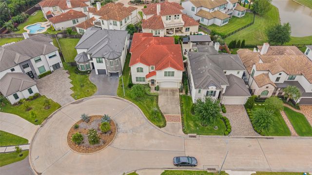 2422 Camden Creek Lane, Houston, TX 77077