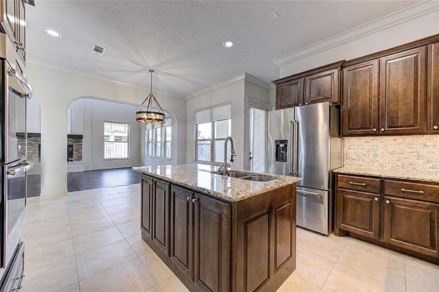 2422 Camden Creek Lane, Houston, TX 77077