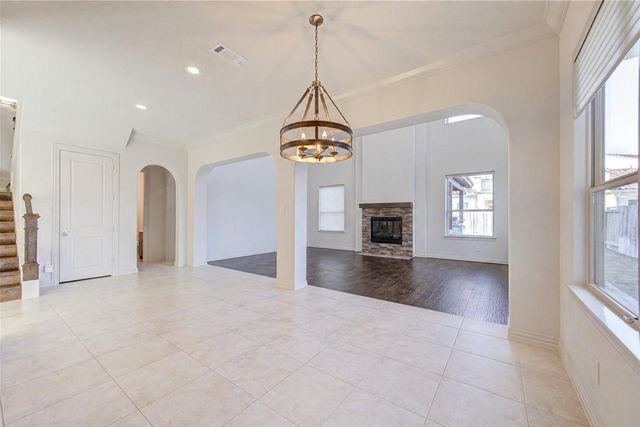 2422 Camden Creek Lane, Houston, TX 77077