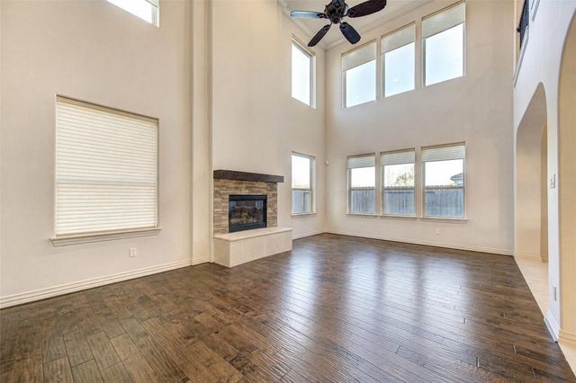 2422 Camden Creek Lane, Houston, TX 77077