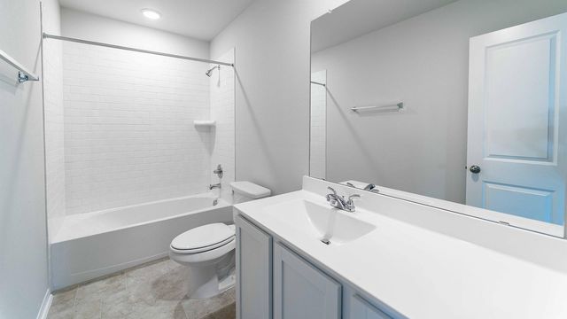 280 Yosemite DR, Kyle, TX 78640