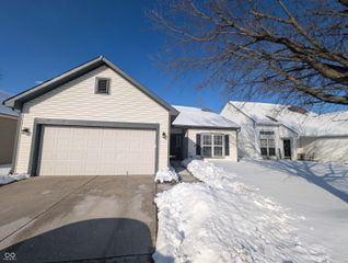 8060 Chesterhill Way, Indianapolis, IN 46239