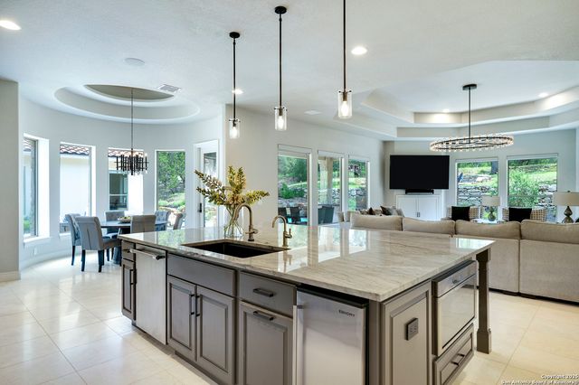 170 Riverwood, Boerne, TX 78006