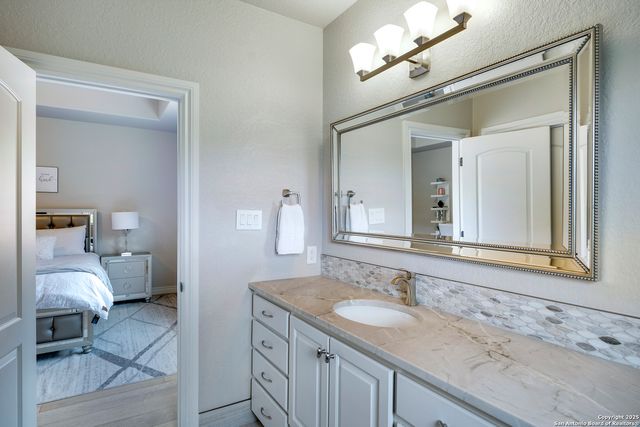 170 Riverwood, Boerne, TX 78006