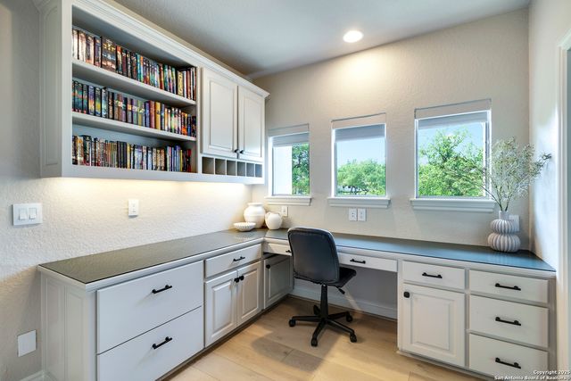 170 Riverwood, Boerne, TX 78006