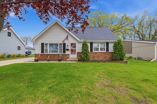 136 CLINTON STREET, North Fond Du Lac, WI 54937