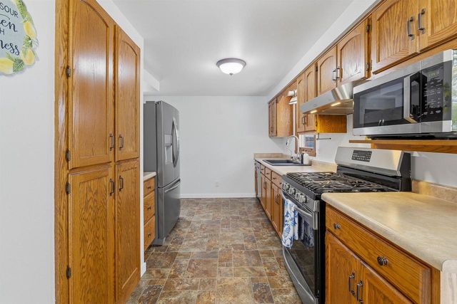 136 CLINTON STREET, North Fond Du Lac, WI 54937