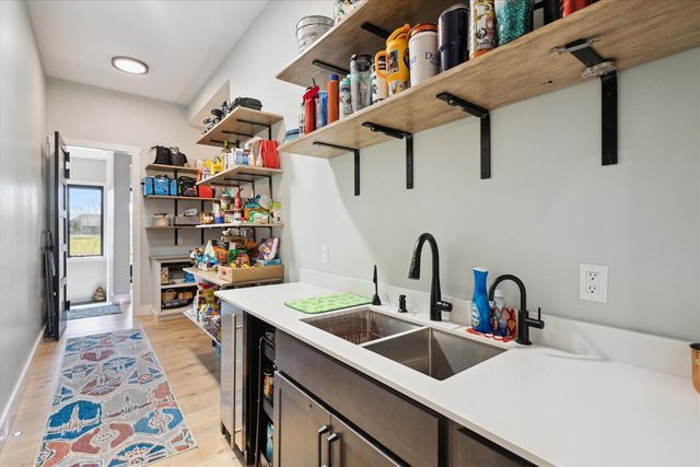 32170 Bent Oak Trail, Niles, MI 49120