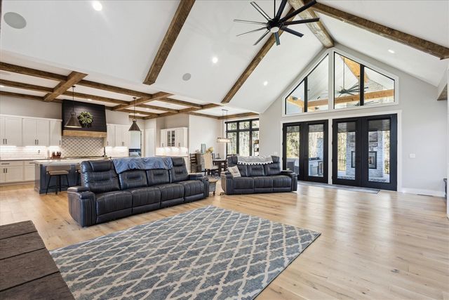 32170 Bent Oak Trail, Niles, MI 49120