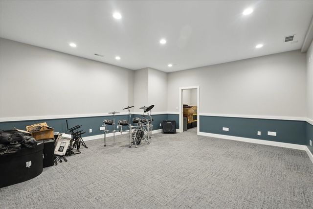 32170 Bent Oak Trail, Niles, MI 49120