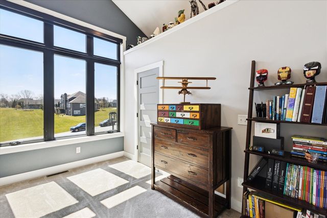 32170 Bent Oak Trail, Niles, MI 49120