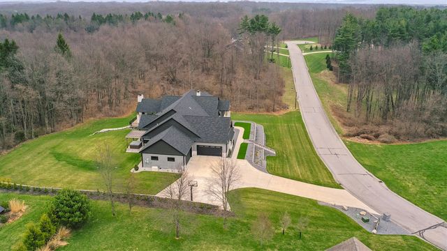 32170 Bent Oak Trail, Niles, MI 49120