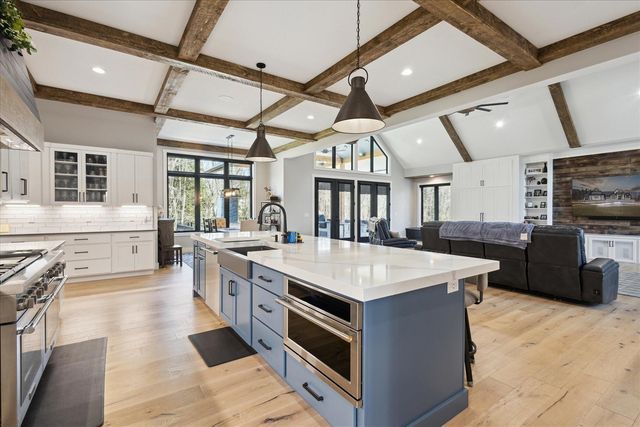 32170 Bent Oak Trail, Niles, MI 49120