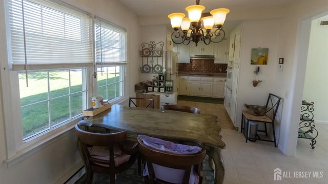 320 Sharon Way B, Monroe, NJ 08831