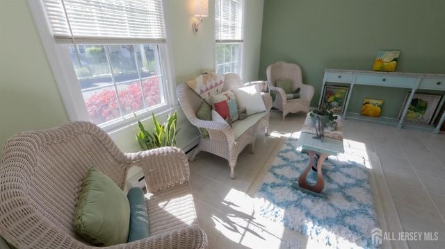 320 Sharon Way B, Monroe, NJ 08831