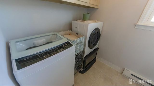 320 Sharon Way B, Monroe, NJ 08831