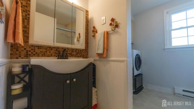 320 Sharon Way B, Monroe, NJ 08831