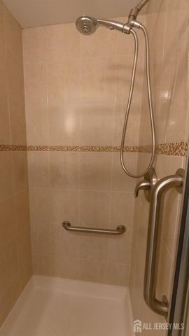 320 Sharon Way B, Monroe, NJ 08831