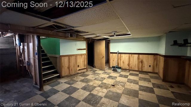 11761 Hazelton, Redford, MI 48239