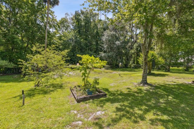 166 MOUNT ROYAL AVENUE, Crescent City, FL 32112