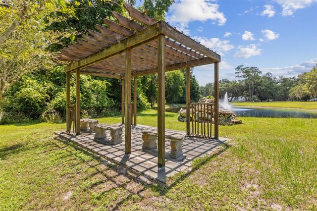 166 MOUNT ROYAL AVENUE, Crescent City, FL 32112