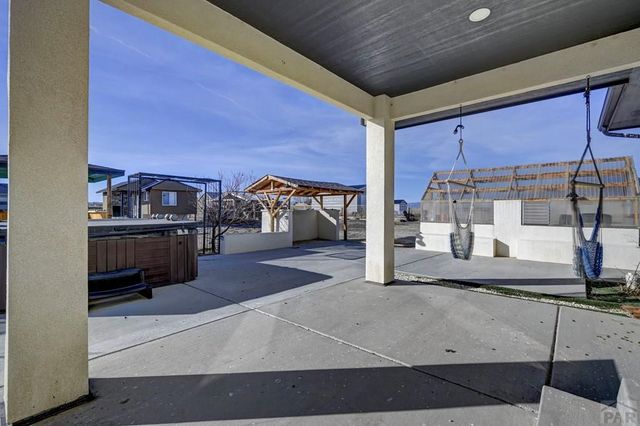 40 E Lyons Dr, Pueblo West, CO 81007