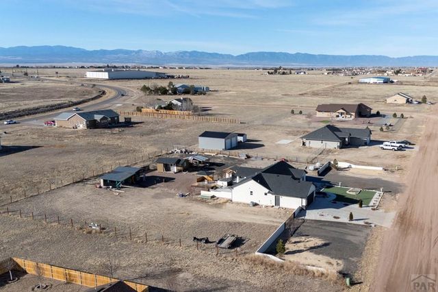 40 E Lyons Dr, Pueblo West, CO 81007