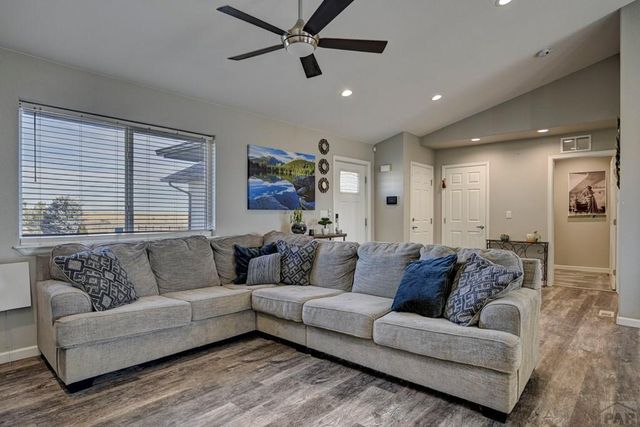 40 E Lyons Dr, Pueblo West, CO 81007