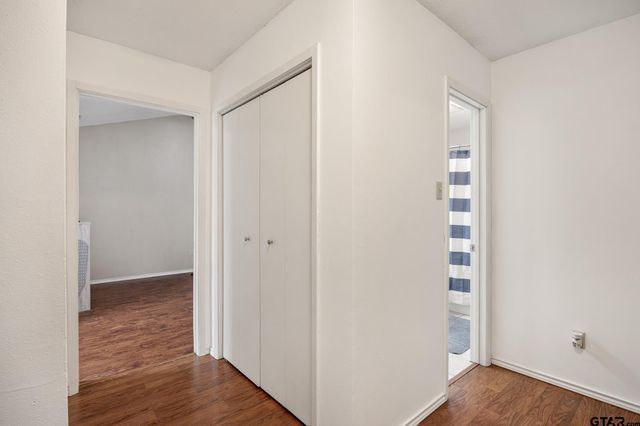 916 Corey Dr, Whitehouse, TX 75791