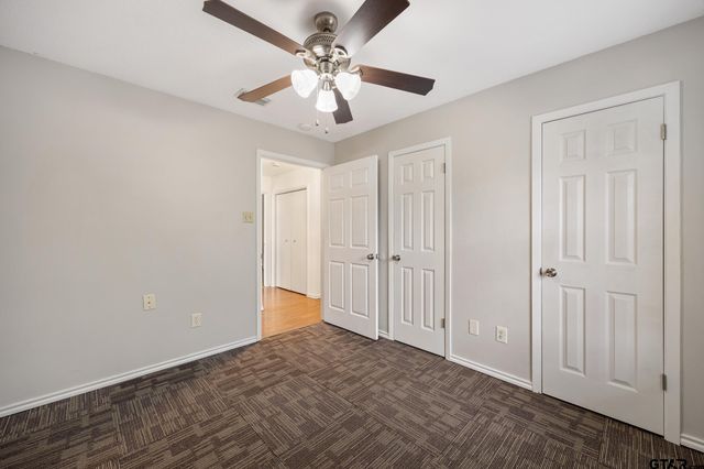 916 Corey Dr, Whitehouse, TX 75791