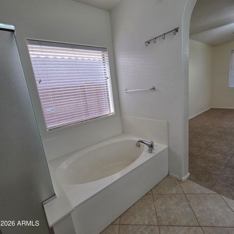 2709 W Redwood Lane, Phoenix, AZ 85045