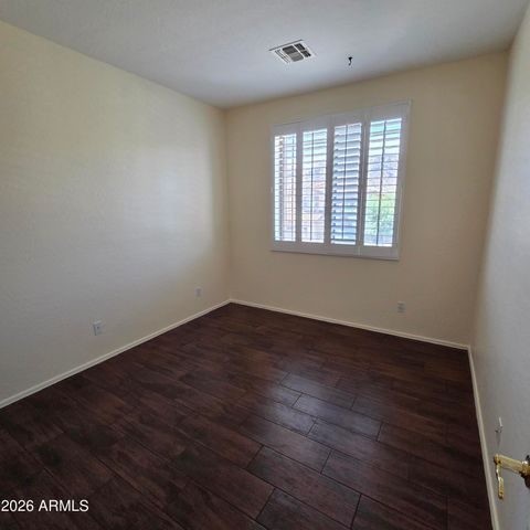 2709 W Redwood Lane, Phoenix, AZ 85045
