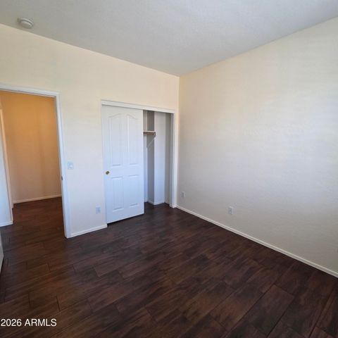2709 W Redwood Lane, Phoenix, AZ 85045