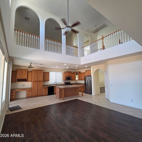 2709 W Redwood Lane, Phoenix, AZ 85045