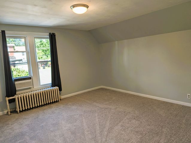 27 South Street, South Hadley, MA 01075