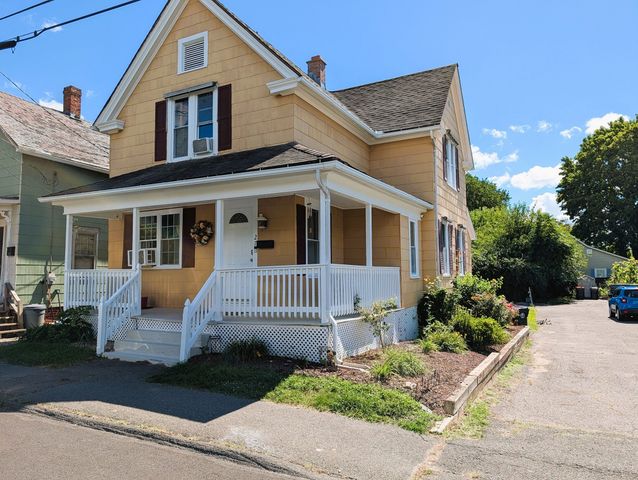 27 South Street, South Hadley, MA 01075