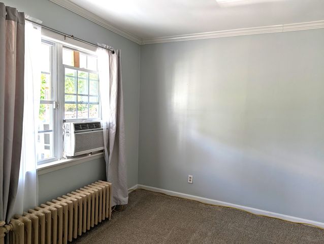 27 South Street, South Hadley, MA 01075